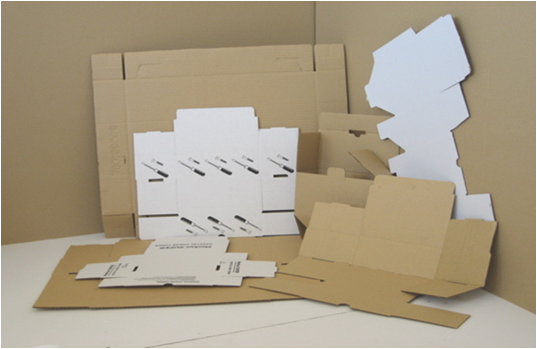 Caja troquelada cerrada